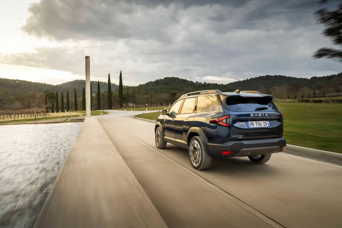 Dacia Bigster, la prova su strada con il nuovo motore 1.8 FULL HYBRID a meno di 30k (8)