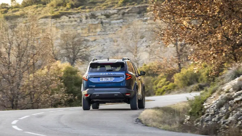 Dacia Bigster, la prova su strada con il nuovo motore 1.8 FULL HYBRID a meno di 30k