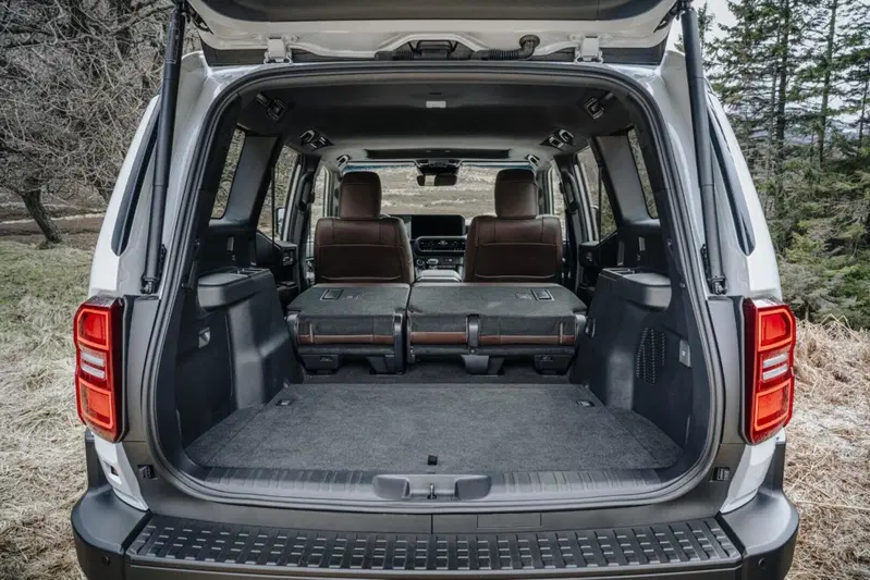 Toyota Land Cruiser 2024