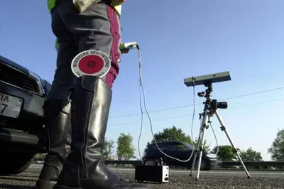 Nuove telecamere per le multe, &egrave; boom: 440 sanzioni "al volo" per assicurazioni e revisioni non fatte 