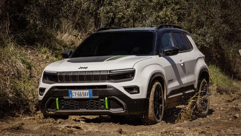 Jeep Avenger 4xe: l'integrale ibrido, ma quanto &egrave; VERA JEEP? [VIDEO]