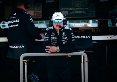 F1. Bottas: Voglio rendermi utile in Mercedes, ma l'obiettivo è un sedile nel 2026 e nel mentre scende in pista con McLaren