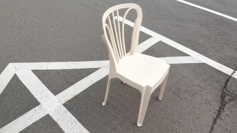"Ti tengo il posto nel parcheggio" pu&ograve; costare carissimo, fino a tre anni di prigione 
