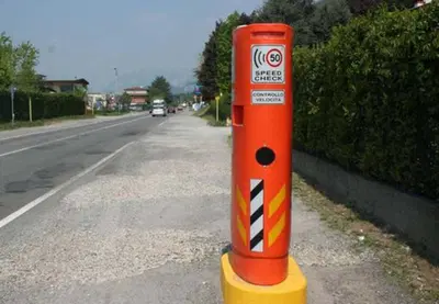L'autovelox che spacca il secondo, quattro multe tutte uguali "&Egrave; strano..."