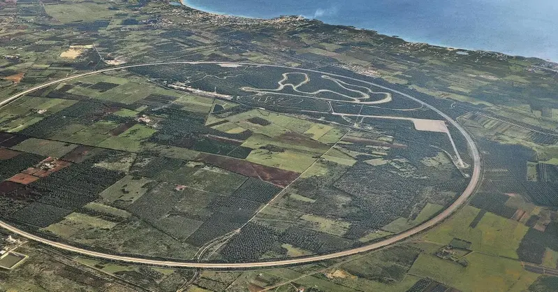 Porsche, pochi soldi, si ferma il progetto italiano di Nard&ograve;