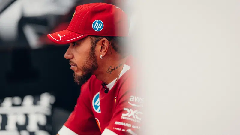 F1. Hamilton in Giappone per il riscatto dopo la squalifica: "Massima fiducia in Ferrari. Siamo solo all'inizio"