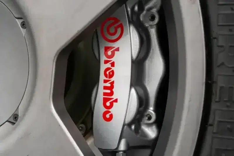 Freni Brembo per la Eccentrica