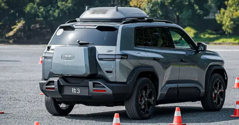BYD ha l'auto con il drone a meno di 20k: ecco la Tai 3