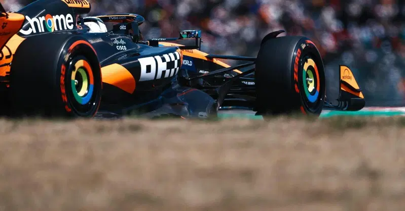 F1. McLaren, in testa nel venerd&igrave; in Giappone ma Norris e Piastri temono Mercedes: "Russell avversario temibile"