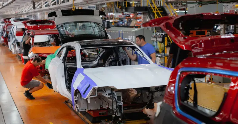 Stellantis: effetto Trump, 1000 dipendenti a casa per due settimane negli USA, e va peggio in Messico e Canada