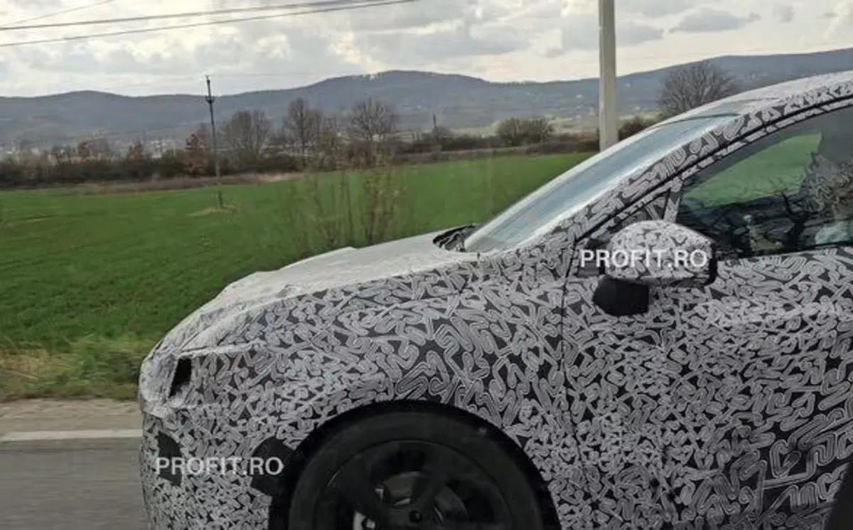 Dacia lavora ad un'auto di segmento C che costerà poco (6)