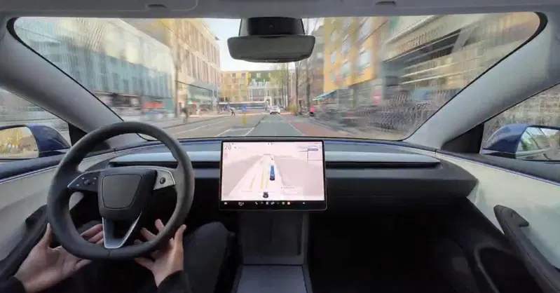 Tesla lancia il Full Self Driving in Europa, ma ad una condizione...