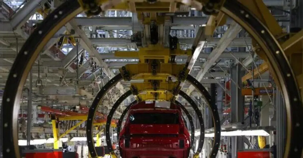 Stellantis, crollo storico della produzione in Italia: le stime del primo trimestre sono ai minimi da quasi 70 anni
