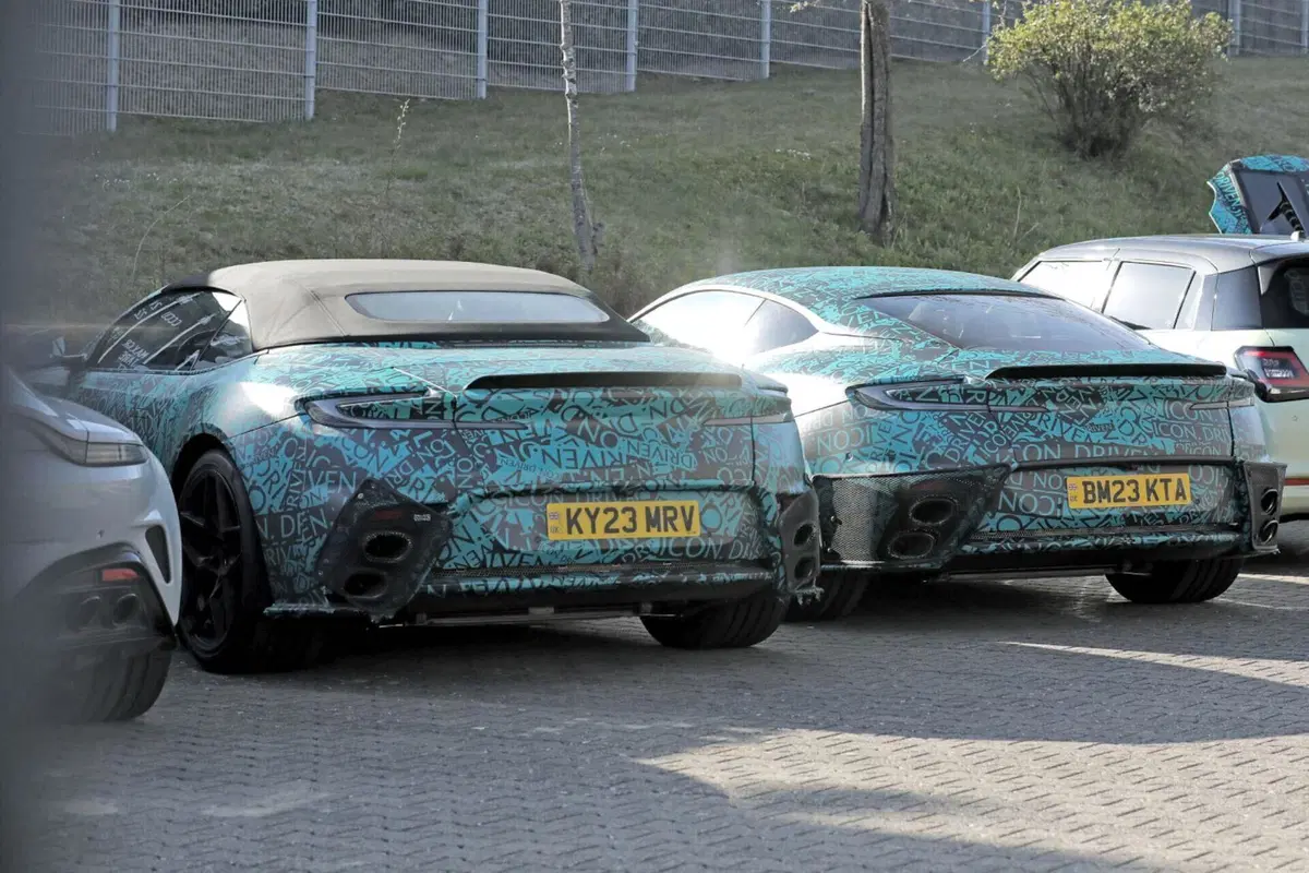 Aston Martin DB12 AMR: la Gran Turismo si prepara a ricevere un V12 da 750 Cv [Foto Spia] (8)