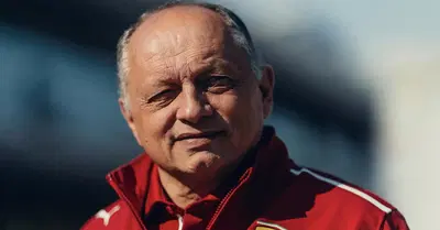 F1. Ferrari in cerca di risposte nel deserto del Bahrain, Vasseur: "Alla SF-25 manca ancora prestazione per lottare con McLaren"