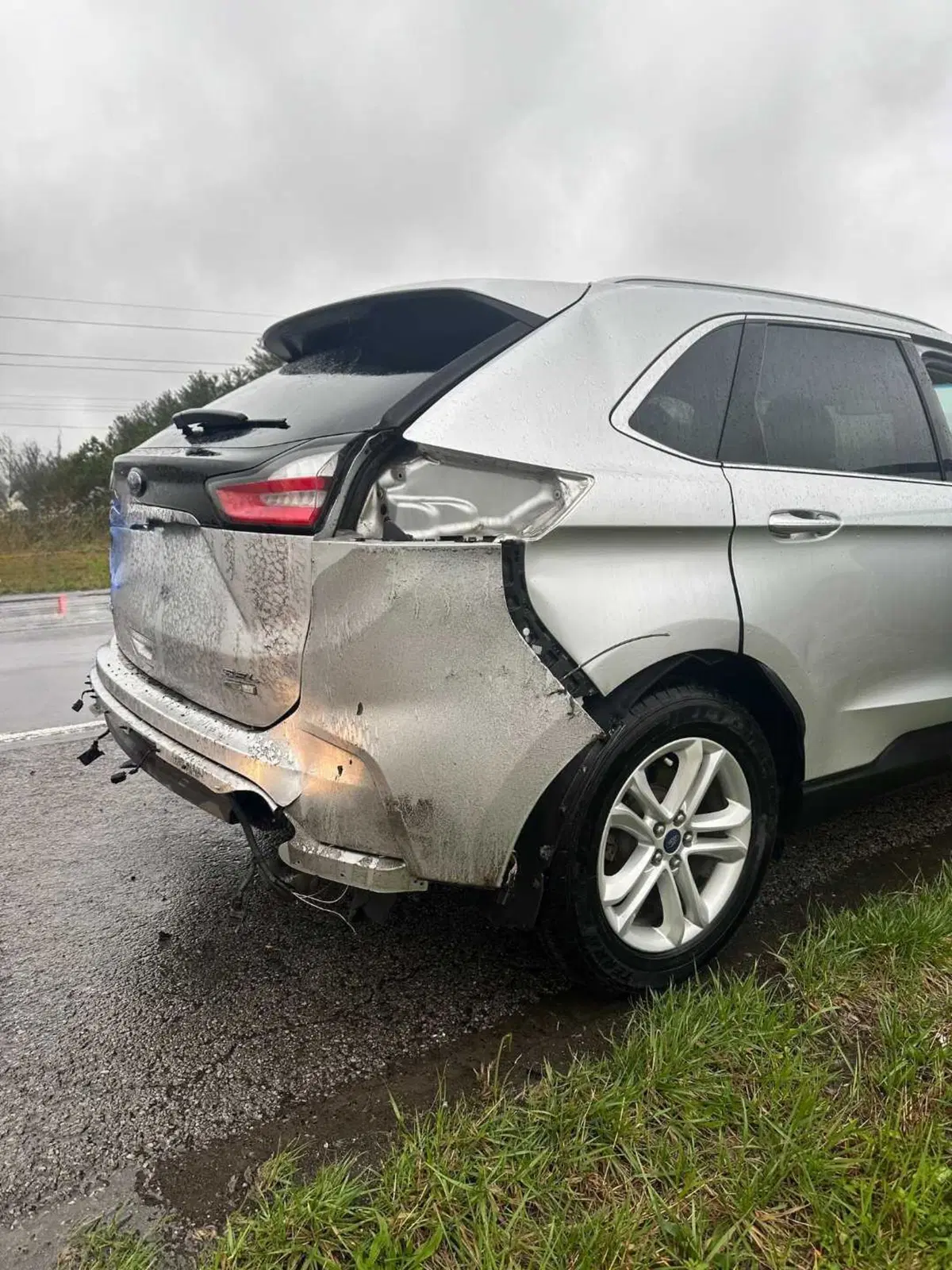 Se ti colpisce un fulmine mentre vai in auto cosa succede? (2)