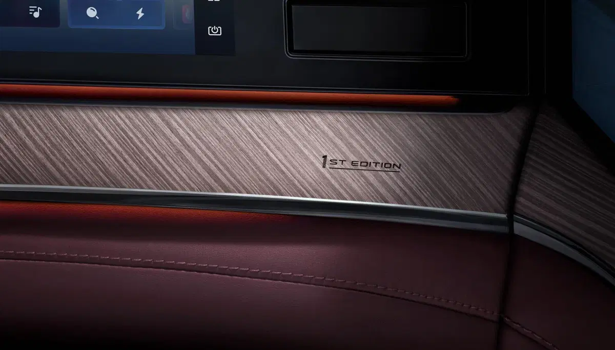 BYD Denza Z9 GT: oltre il parcheggio "impossibile" c'è di più (e lo zampino di Mercedes) (29)