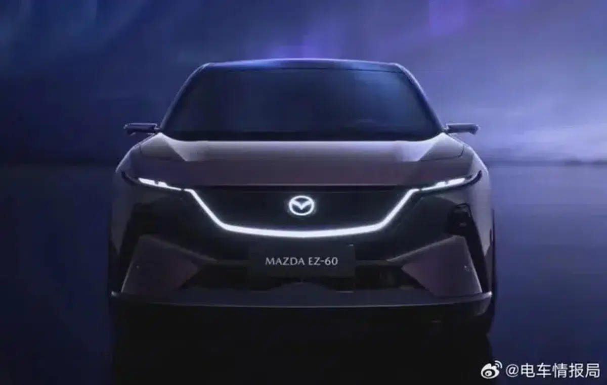 Mazda CX-6e: il nuovo SUV elettrico avvistato in Europa, è la versione definitiva del concept Arata