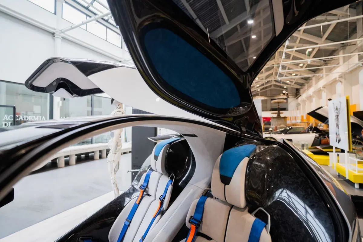 XPeng: a Milano il debutto ufficiale della berlina P7+, nuovi Suv e il nuovo robot umanoide  (5)