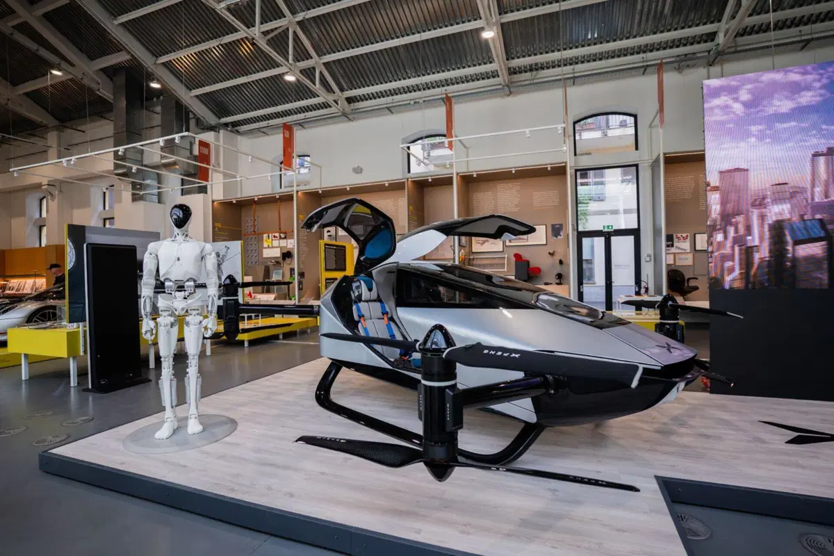 XPeng: a Milano il debutto ufficiale della berlina P7+, nuovi Suv e il nuovo robot umanoide  (9)