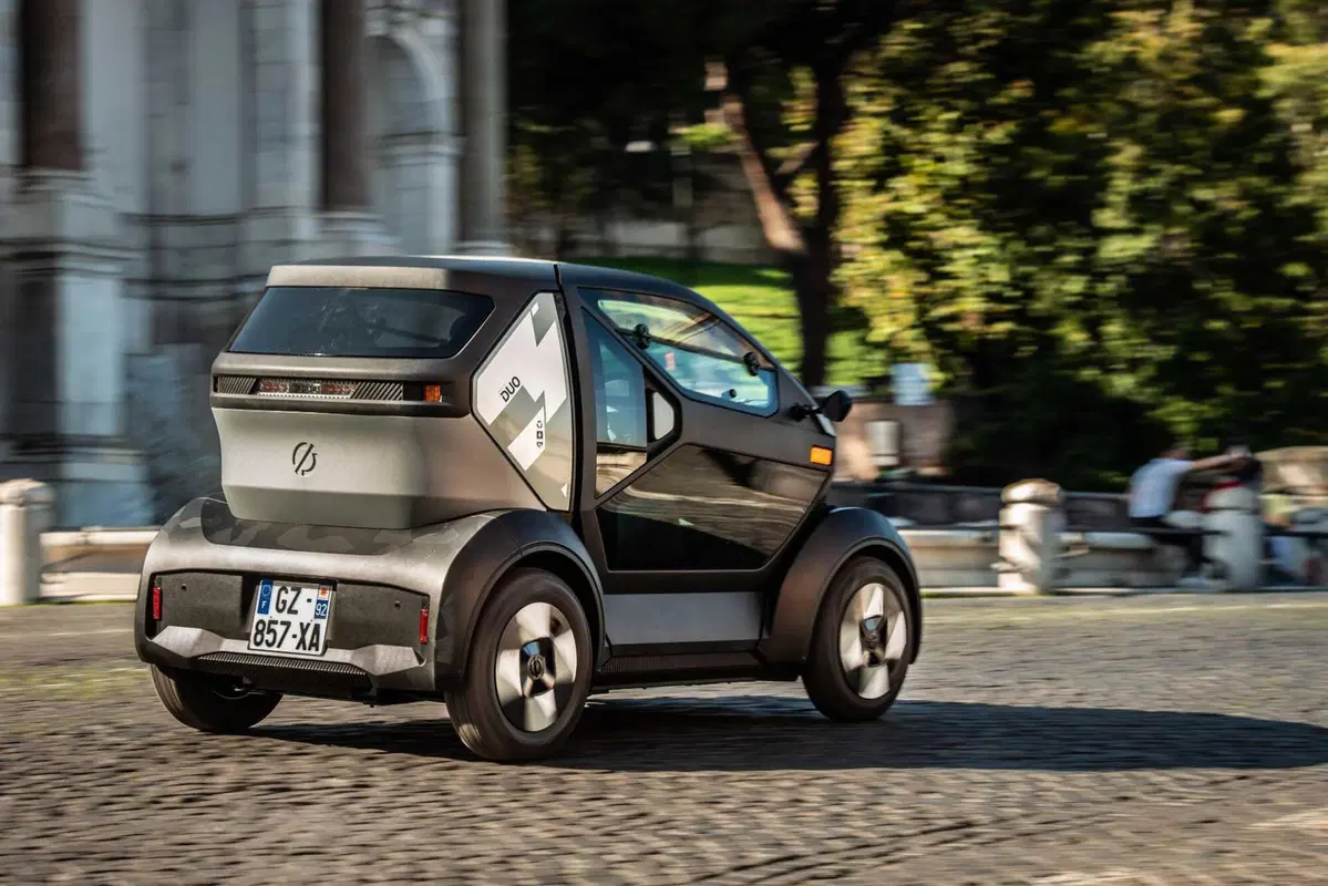 Renault Mobilize Duo per le strade di Roma (7)