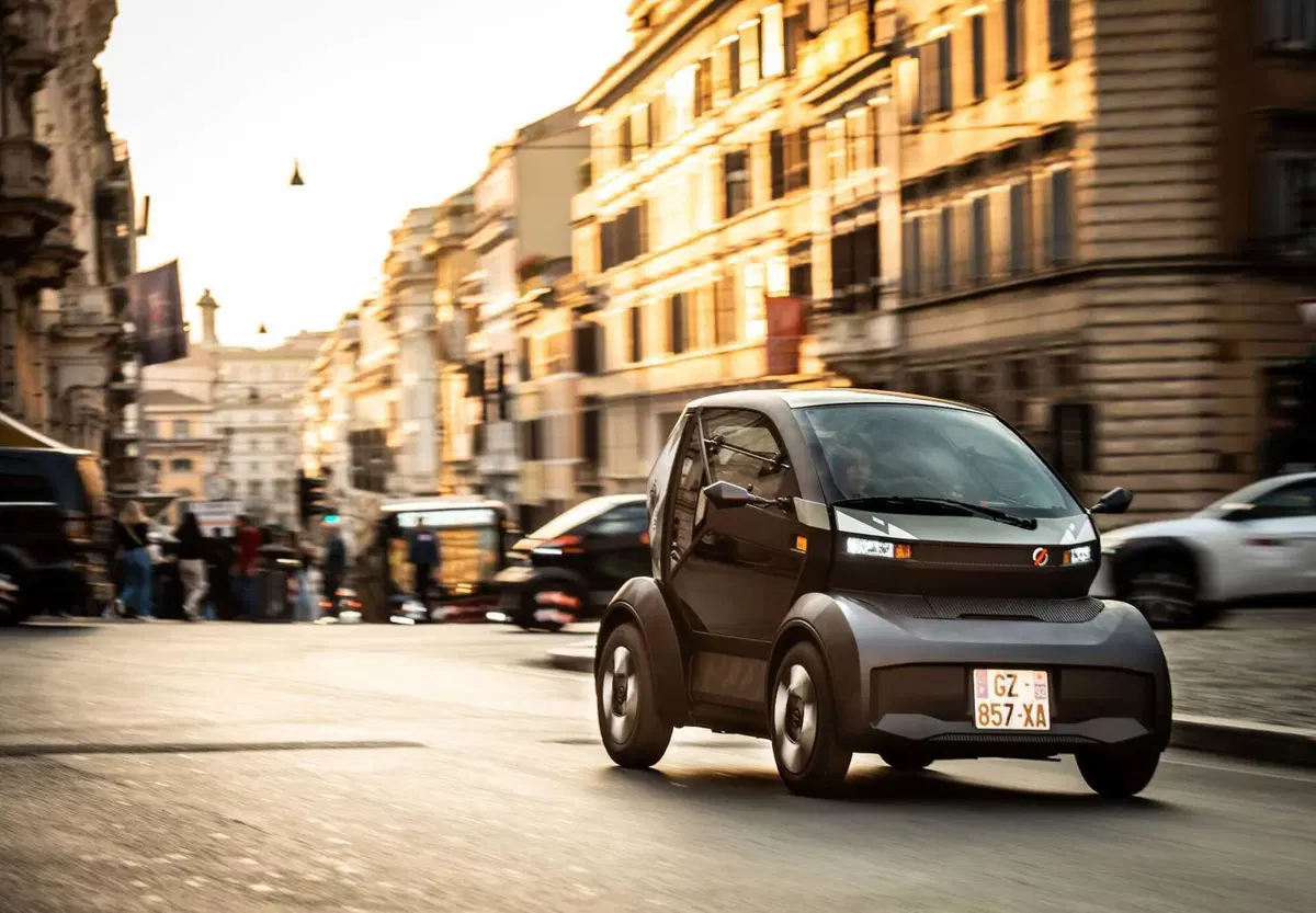Renault Mobilize Duo per le strade di Roma (11)
