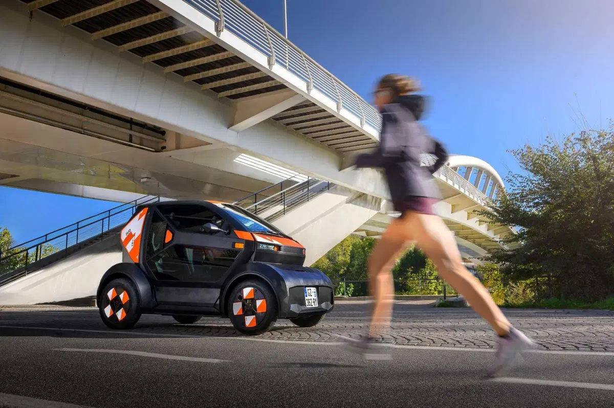 Renault Mobilize Duo per le strade di Roma (14)