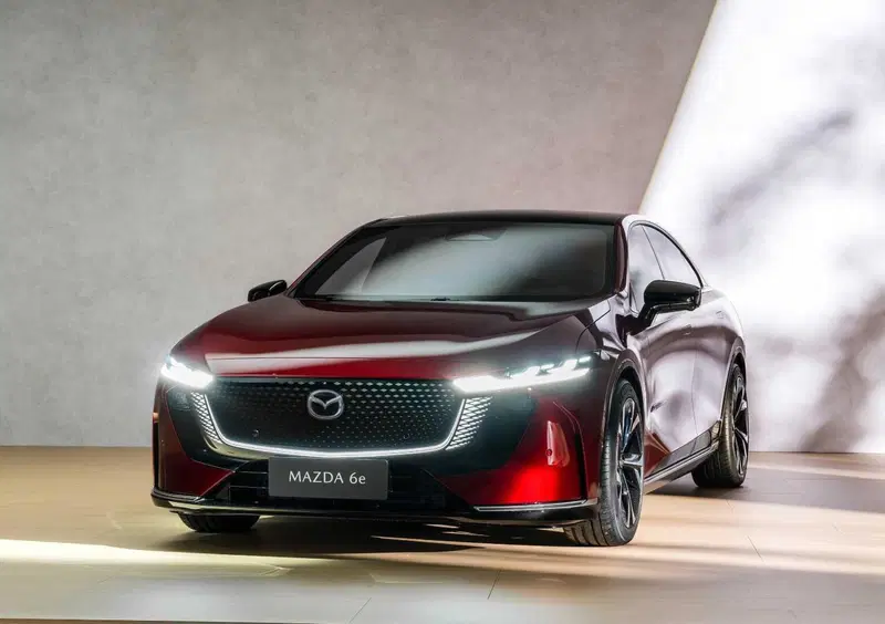Mazda Mazda6 (2025-->>) (5)