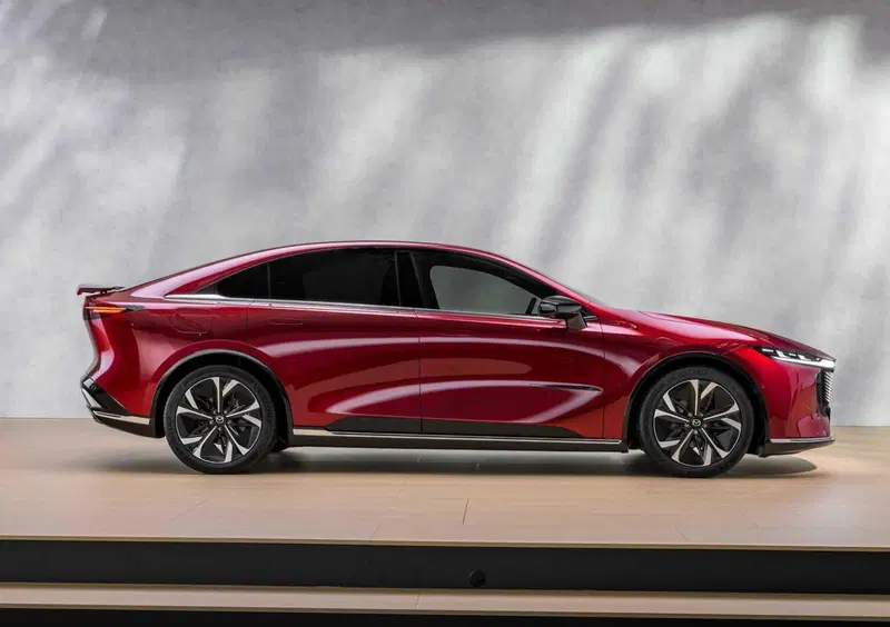 Mazda Mazda6 (2025-->>) (7)