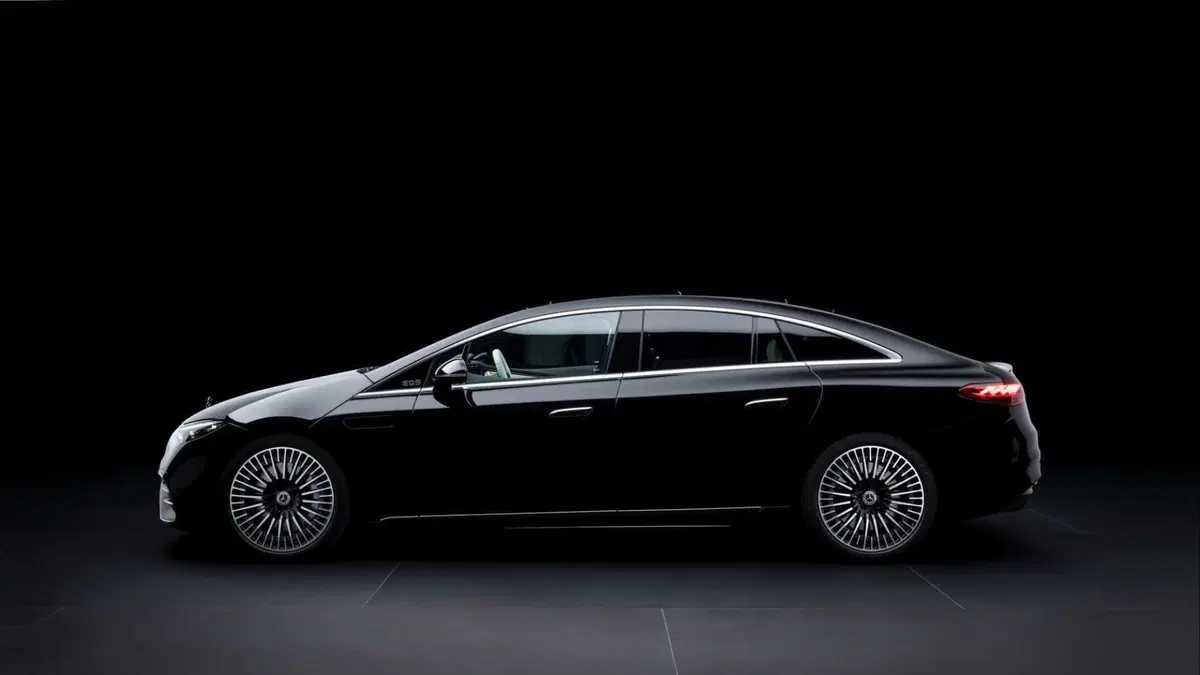 Mercedes-Benz EQS 580 Luxury Extra Business Class 4matic (2)