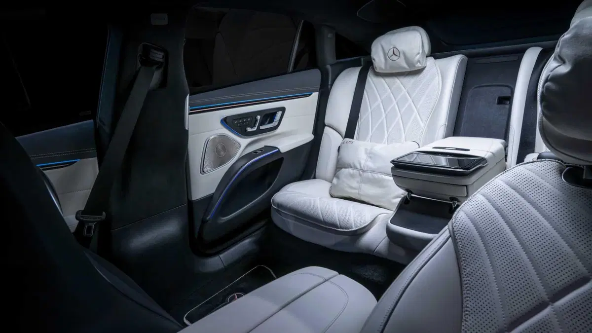 Mercedes-Benz EQS 580 Luxury 4matic (13)