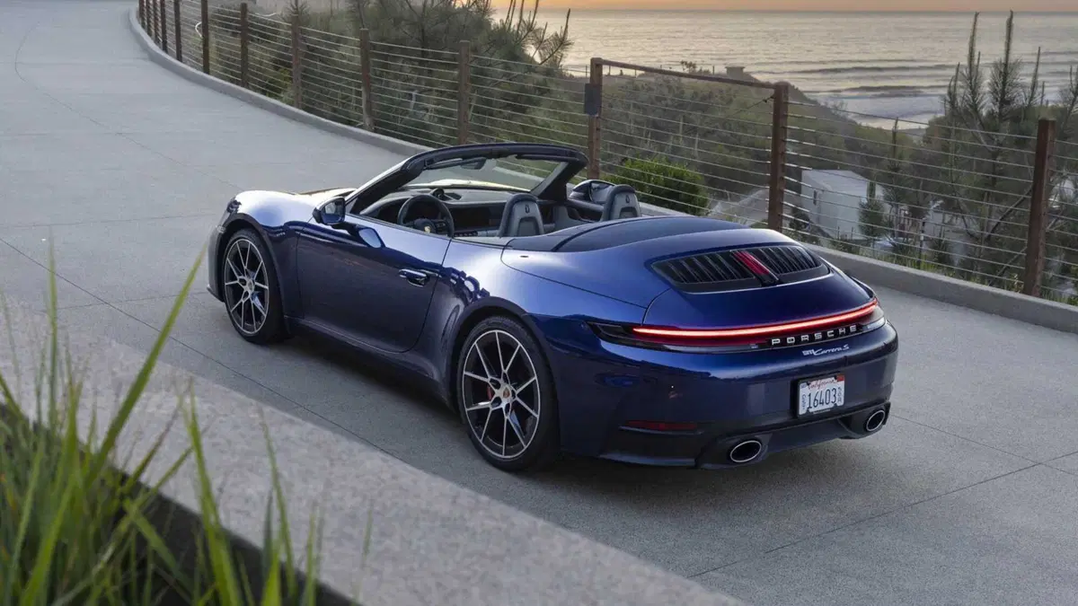 Porsche 911 Cabrio 3.0 Carrera S 480cv auto (2)