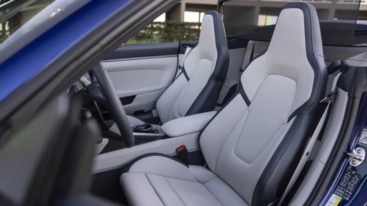 Porsche 911 Cabrio 3.0 Carrera S 480cv auto (11)