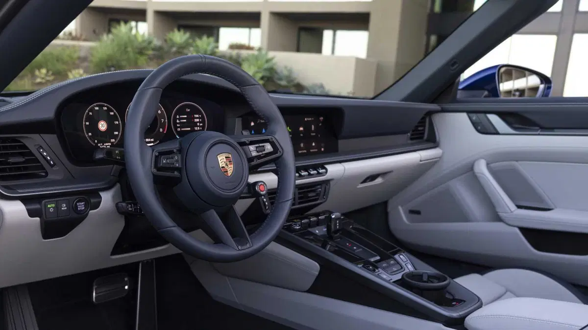 Porsche 911 Cabrio 3.0 Carrera S 480cv auto (9)