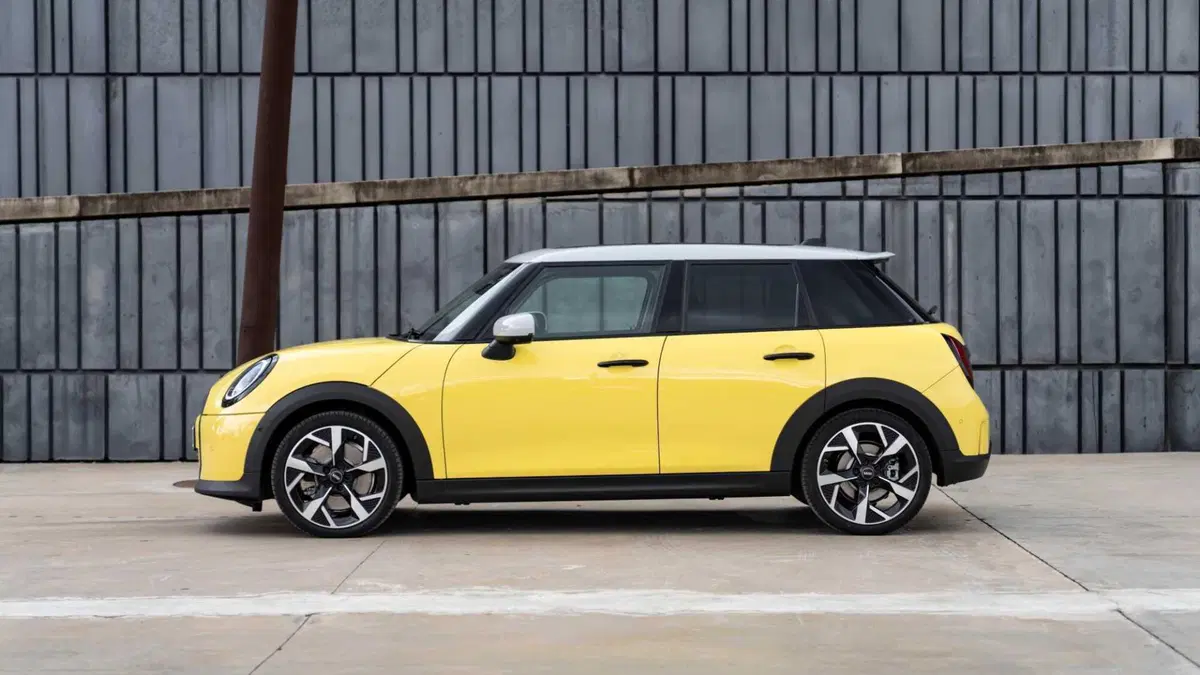 MINI Mini 5p 2.0 S Classic auto (5)