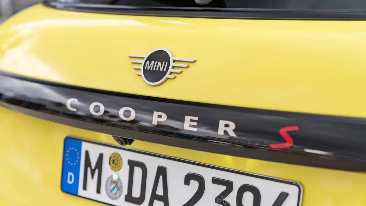 MINI Mini 5p 2.0 S Classic auto (12)