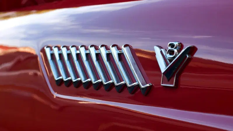 Buongiorno V8, il motore che deve sempre morire per mille motivi ma poi torna