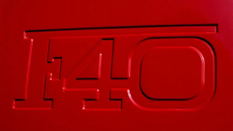 Ferrari F40: un'icona di ingegneria e prestazioni, la guida definitiva