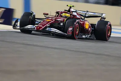 F1. Qualifiche GP Bahrain, Hamilton: "Leclerc conferma che gli aggiornamenti funzionano. Per me obiettivo top-5, chiedo scusa ai tifosi"