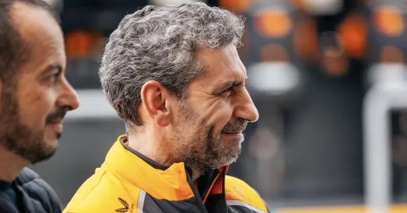 F1. L'onest&agrave; di Norris e la freddezza di Piastri: i punti di forza della McLaren spiegati da Andrea Stella (che difende Lando) in Bahrain