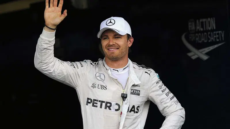 Formula 1, Nico Rosberg rinnova con la Mercedes