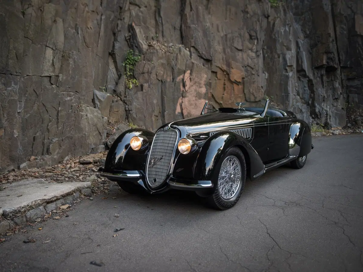 Alfa Romeo 8C 2900B, la spider del 1939 all'asta (9)