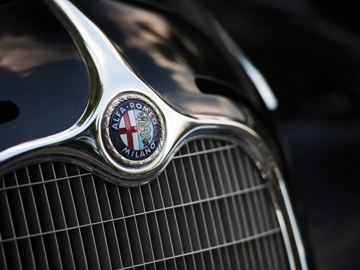 Alfa Romeo 8C 2900B, la spider del 1939 all'asta (10)
