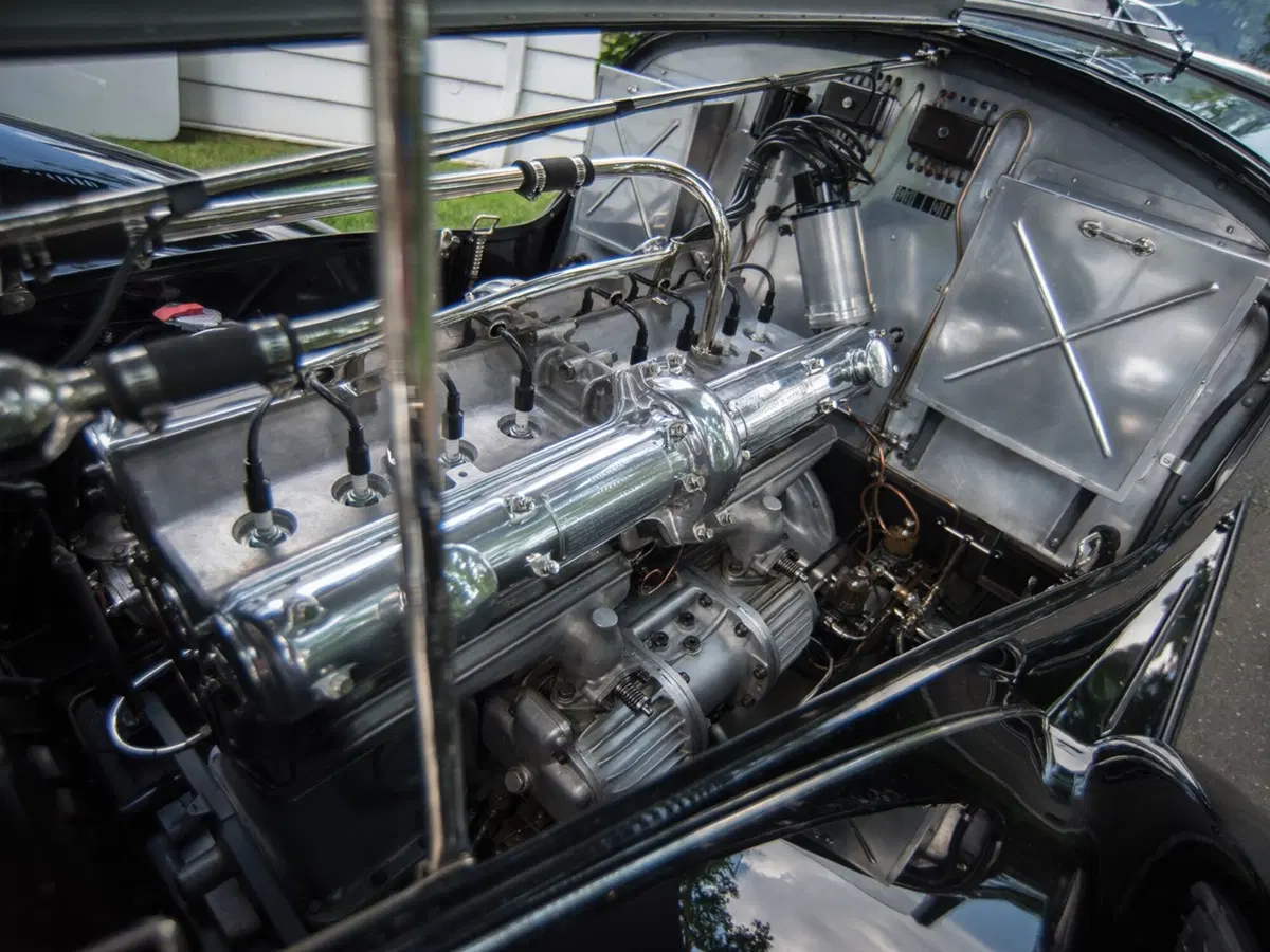Alfa Romeo 8C 2900B, la spider del 1939 all'asta (12)