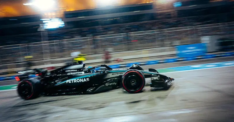 F1. GP Bahrain, Russell podio confermato: "Problema al DRS, volevo aprire la radio e invece..."