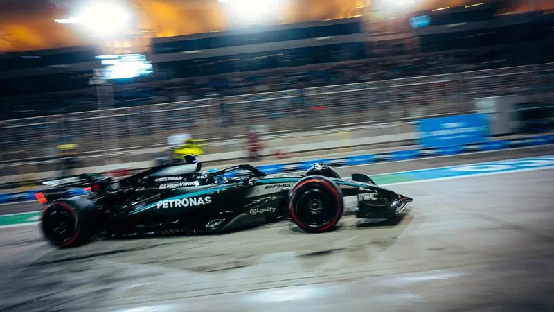 F1. GP Bahrain, Russell podio confermato: "Problema al DRS, volevo aprire la radio e invece..."