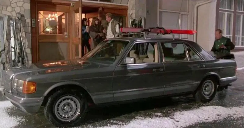 All&rsquo;asta il Rolex del Dogui: con la Mercedes 500 SEL, due simboli di un&rsquo;Italia che correva veloce