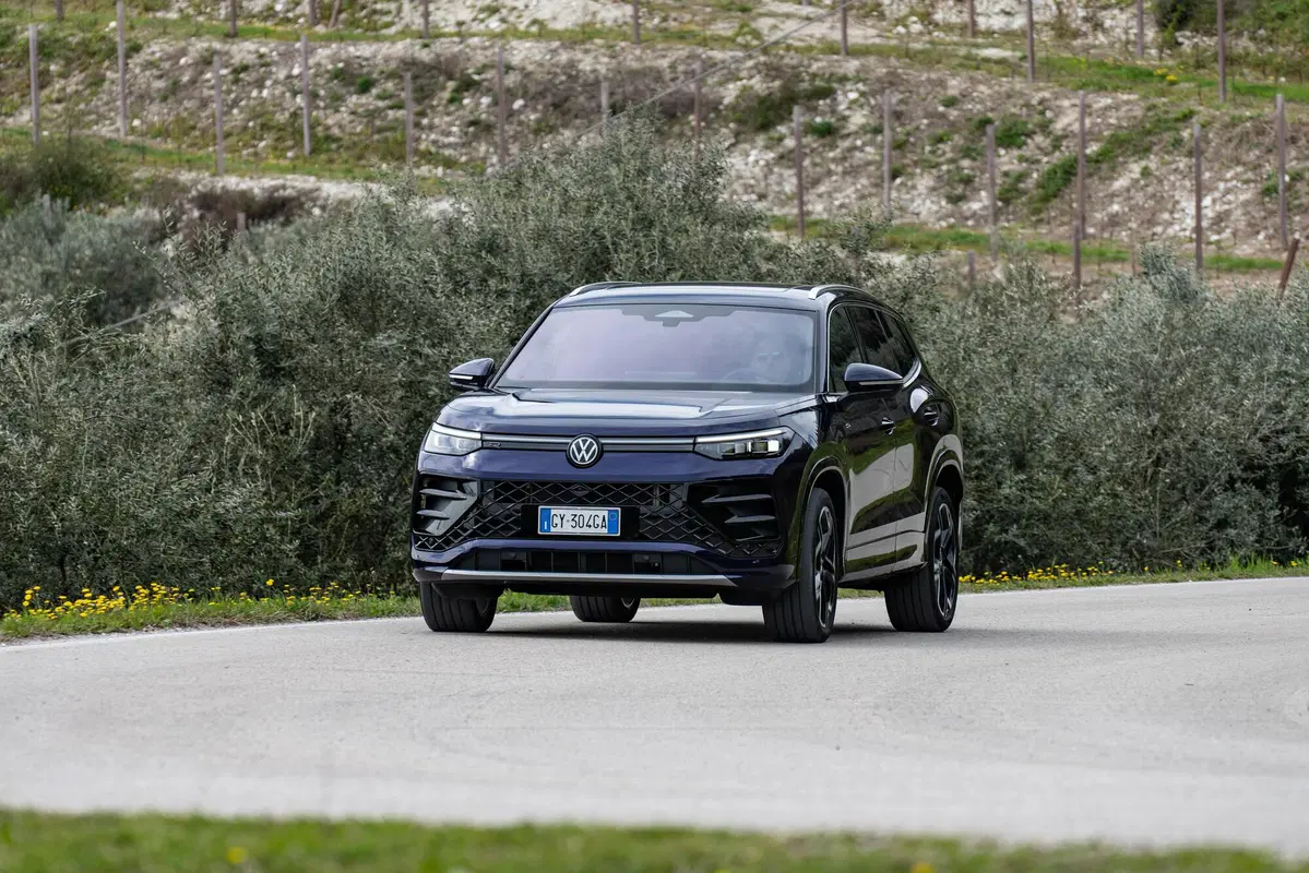 Volkswagen Tayron: PROVA del TDI 4Motion e dell'ibrida | Prova, Prezzi e Consumi [VIDEO]