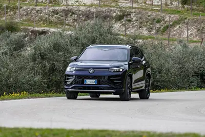 Volkswagen Tayron: PROVA del TDI 4Motion e dell'ibrida | Prova, Prezzi e Consumi [VIDEO]