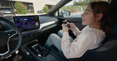 PAC-MAN arriva a bordo: oltre 300.000 Volkswagen diventano console da gioco